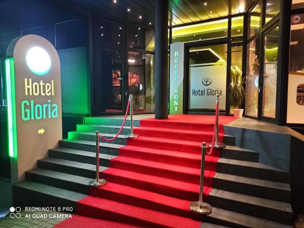 Hotel Gloria Ks Pristina Exterior foto
